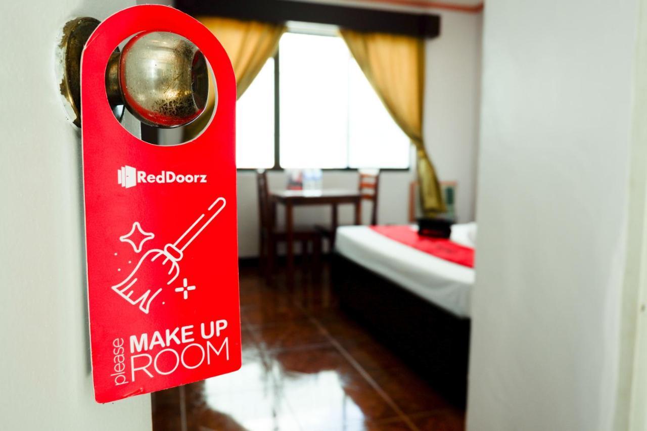 Reddoorz Near Maribago Barangay Hall Lapu-Lapu City Exterior photo